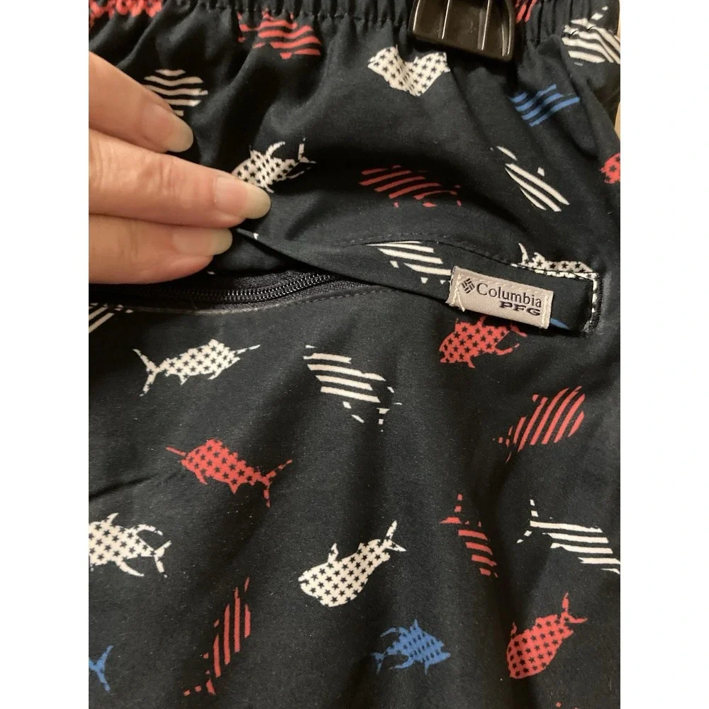 Columbia‎ PFG Mens Trunks Swim Shorts Red White Blue Patriotic Fish Sz M NWT - Picture 8 of 11